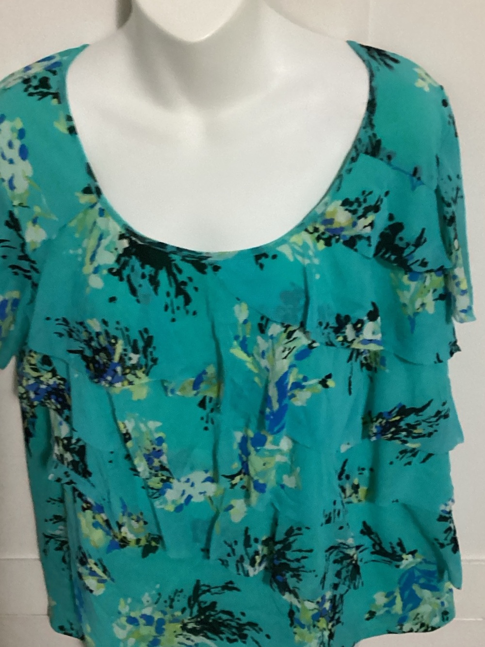 Apt. 9 Teal Floral Ruffle Scoop Neck Blouse size 1X